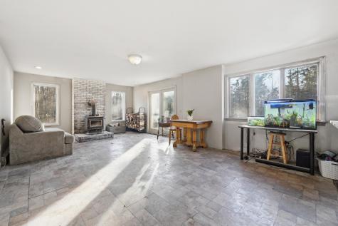 32 Merritt Road Harpswell ME 04079