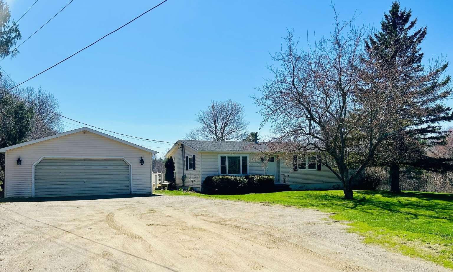 17 Head Of The Tide Road Belfast ME 04915