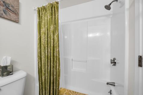 9 Robert Lane Wells ME 04090