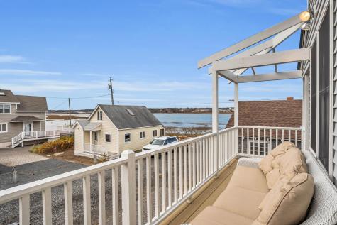 9 Robert Lane Wells ME 04090