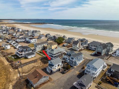 9 Robert Lane Wells ME 04090