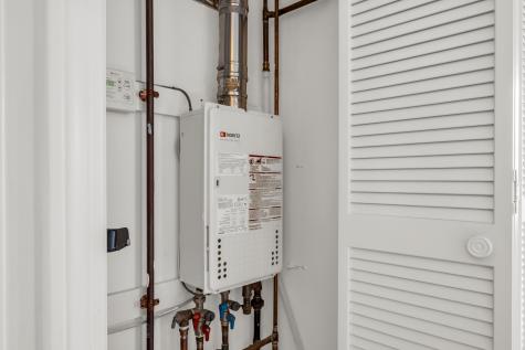 9 Robert Lane Wells ME 04090