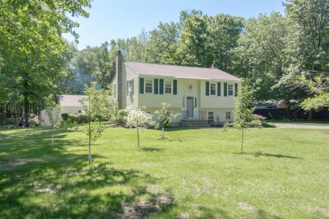 41 Acorn Drive Wells ME 04090