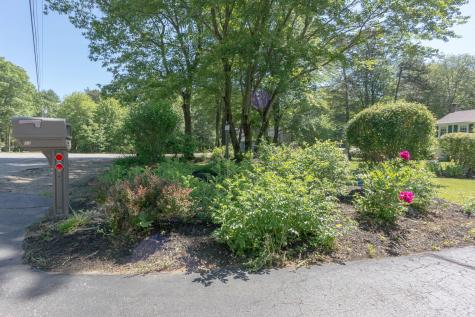 41 Acorn Drive Wells ME 04090