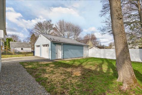 22 Lane Street Bangor ME 04401