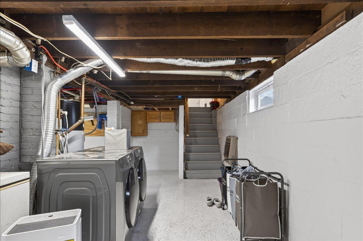 22 Lane Street Bangor ME 04401