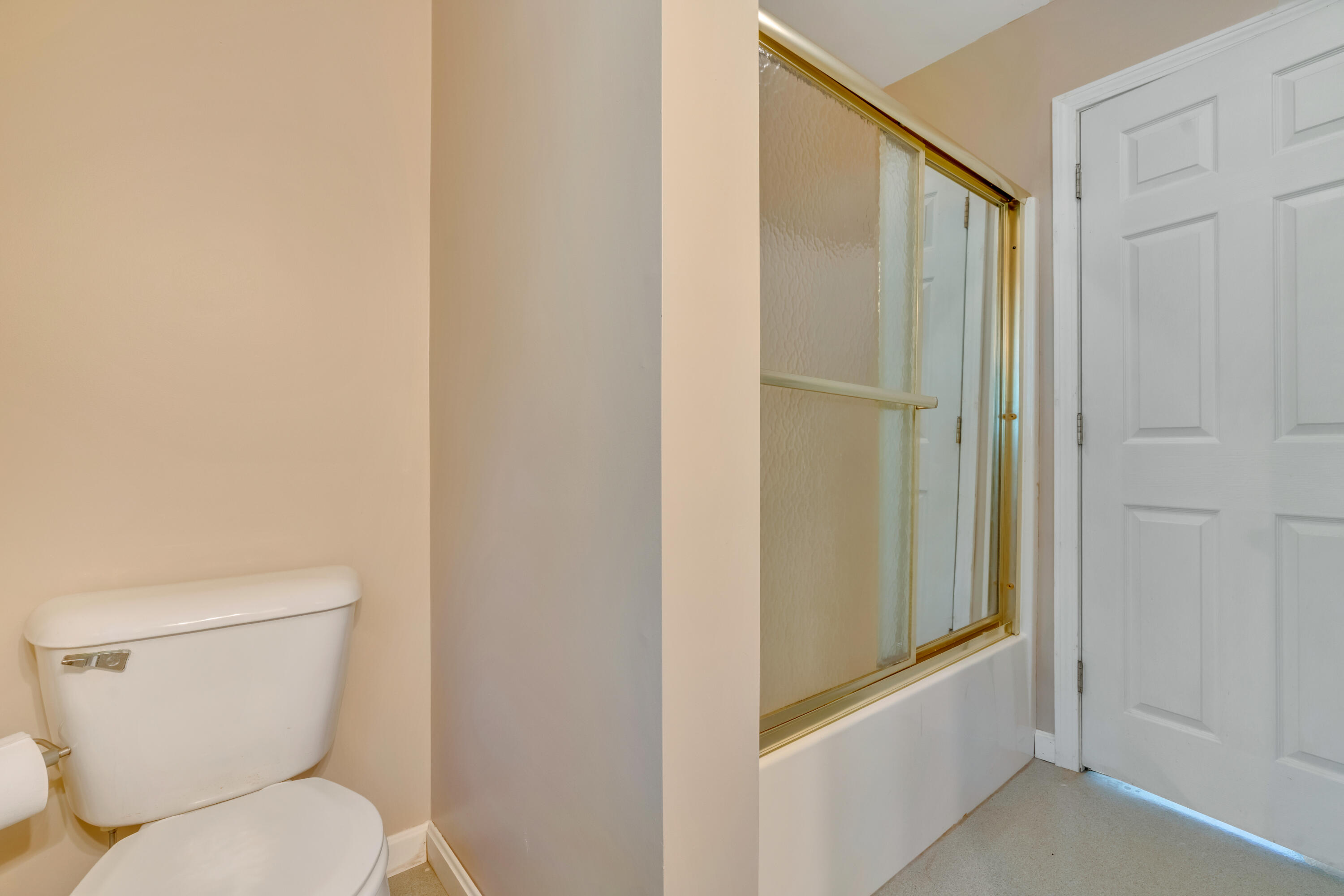 80 Spiller Hill Road Raymond ME 04071