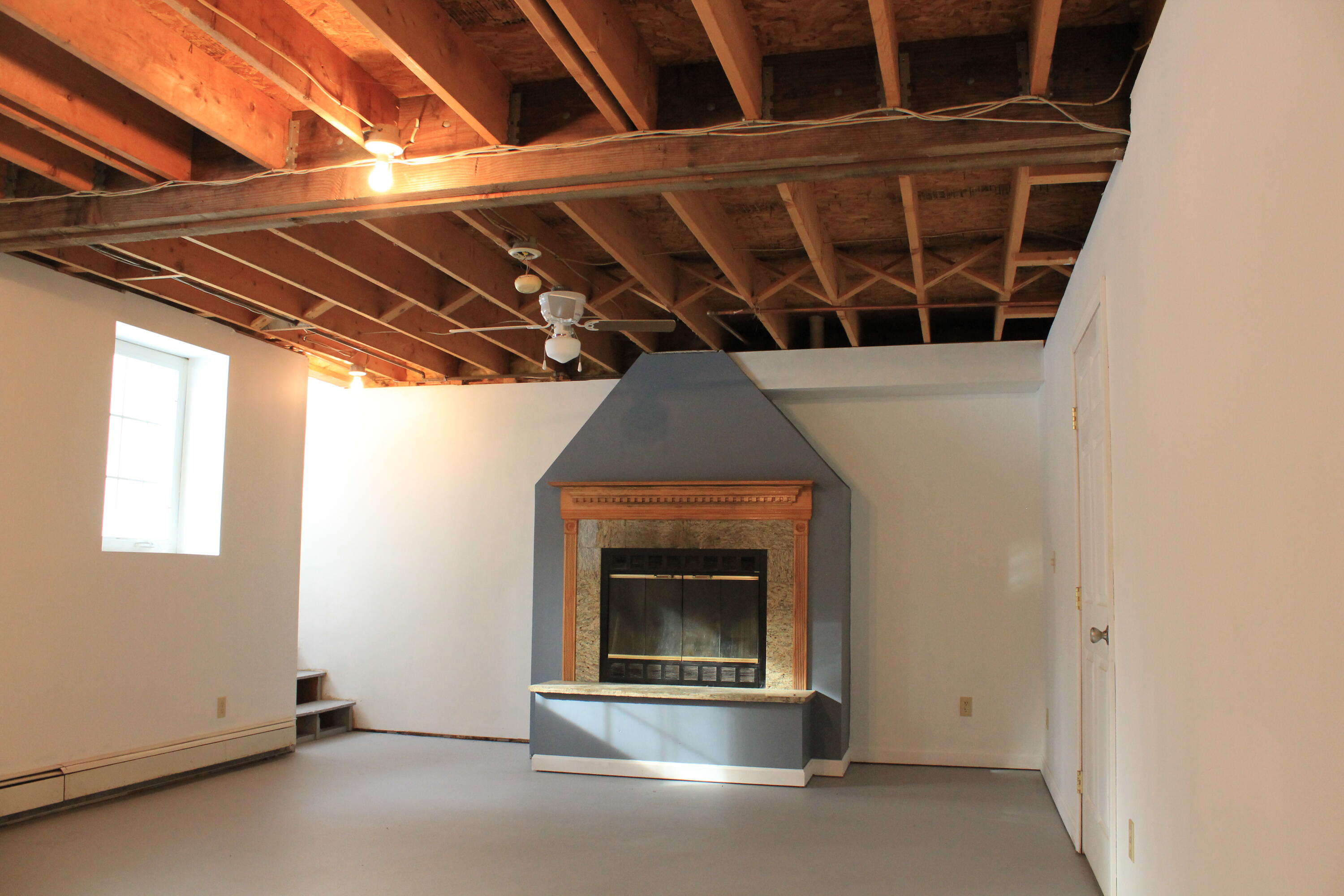 80 Spiller Hill Road Raymond ME 04071