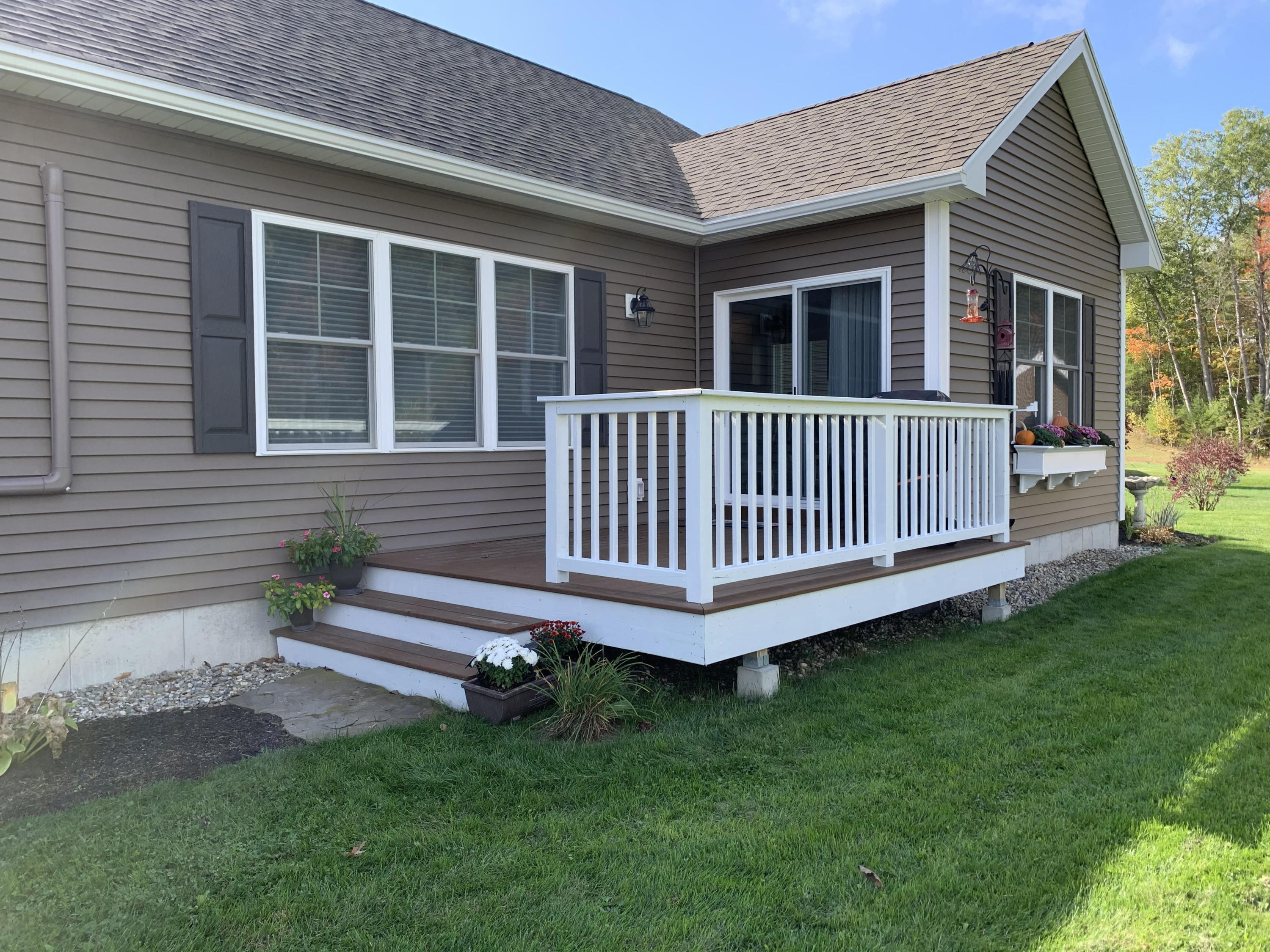7 Champagne Lane Lisbon ME 04250