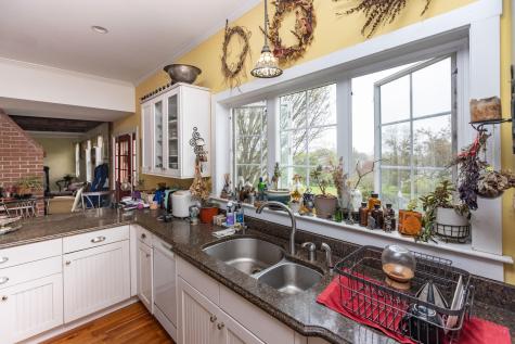 108 Eastern Road Warren ME 04864