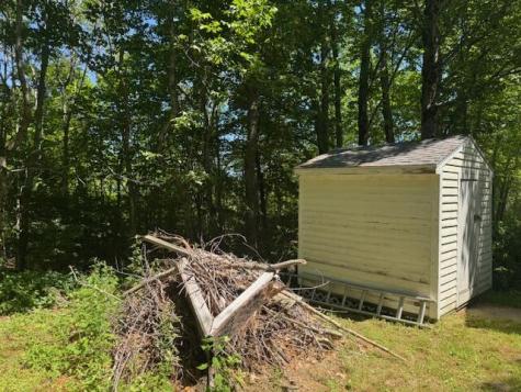 27 Dodge Road Edgecomb ME 04556