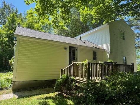 27 Dodge Road Edgecomb ME 04556