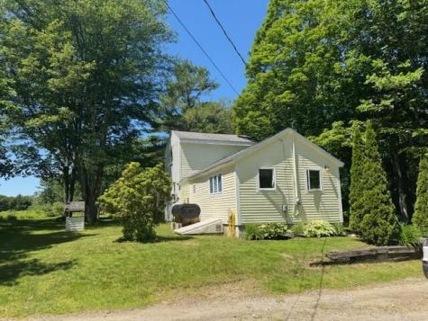 27 Dodge Road Edgecomb ME 04556