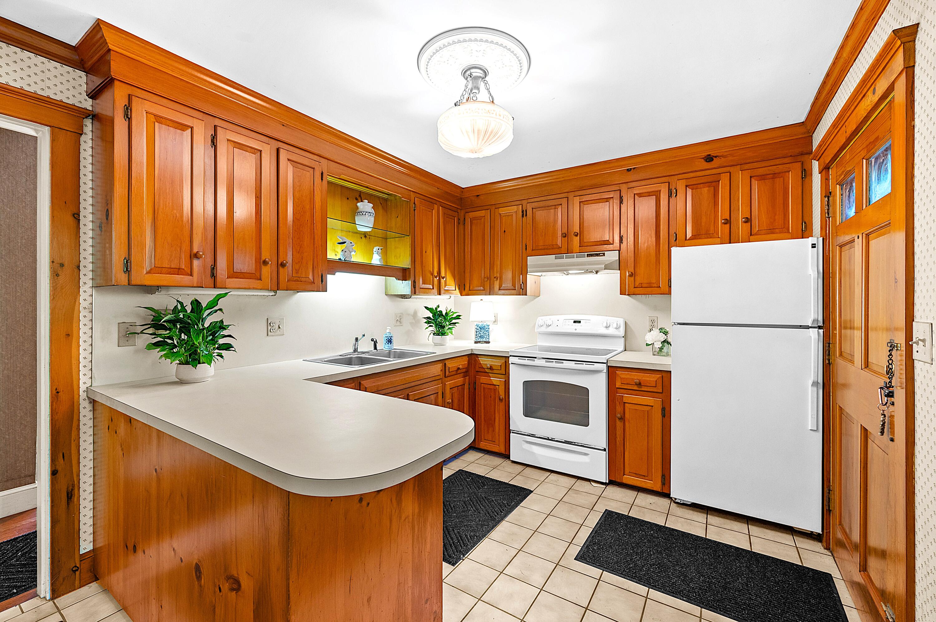 6 Old Port Road Kennebunk ME 04043