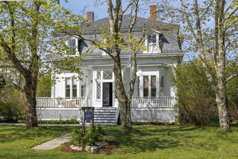19 Naskeag Point Road Brooklin ME 04616