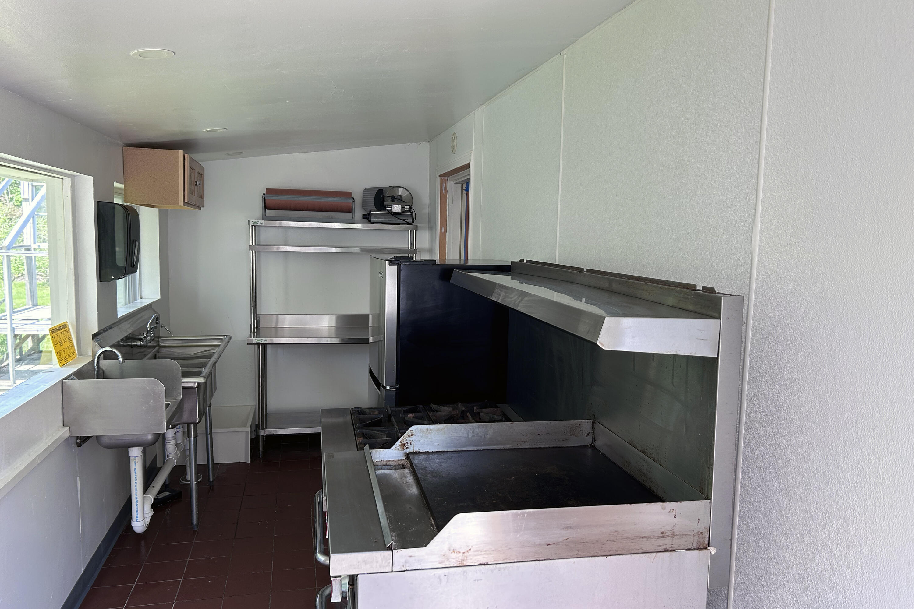 19 Naskeag Point Road Brooklin ME 04616