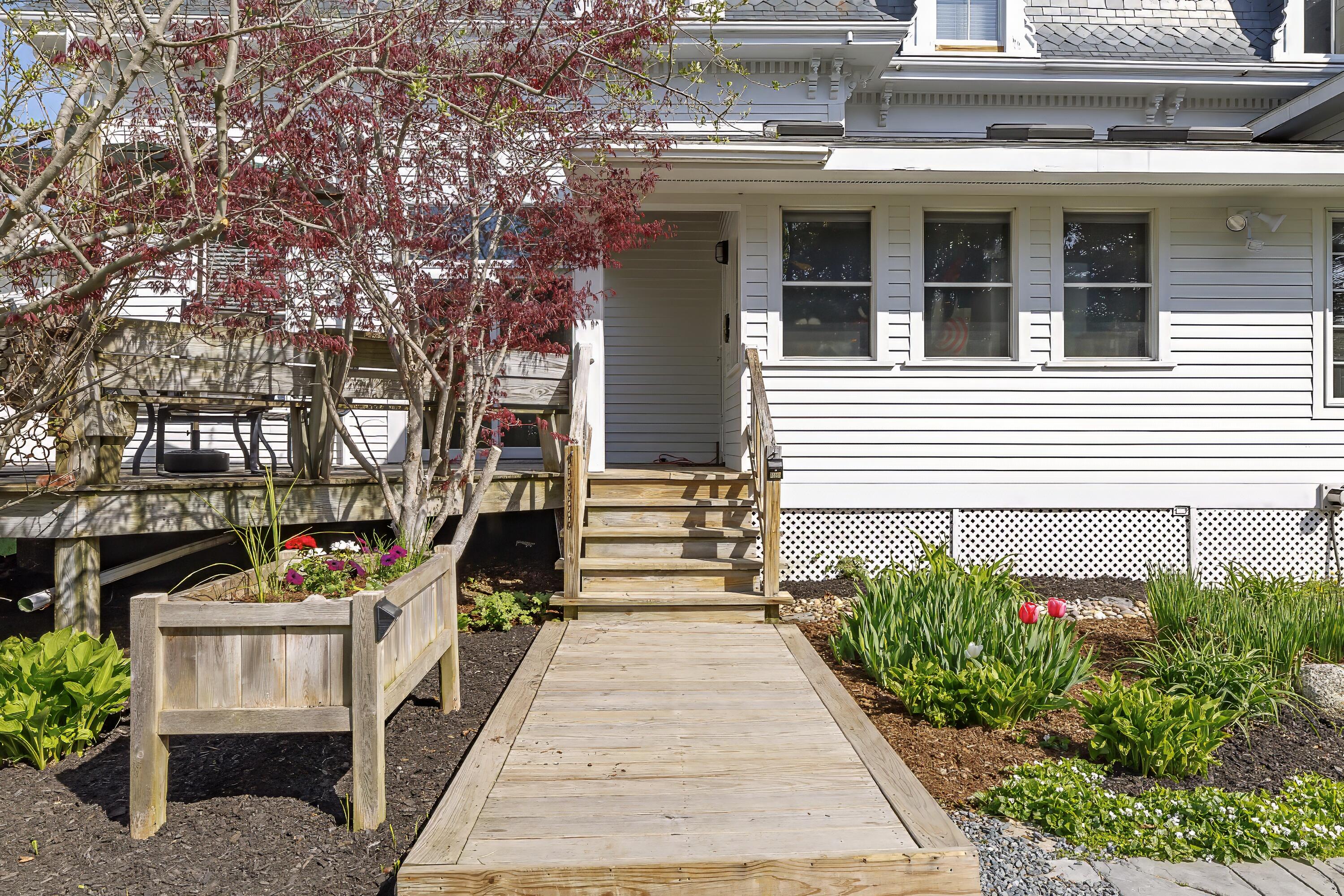 19 Naskeag Point Road Brooklin ME 04616