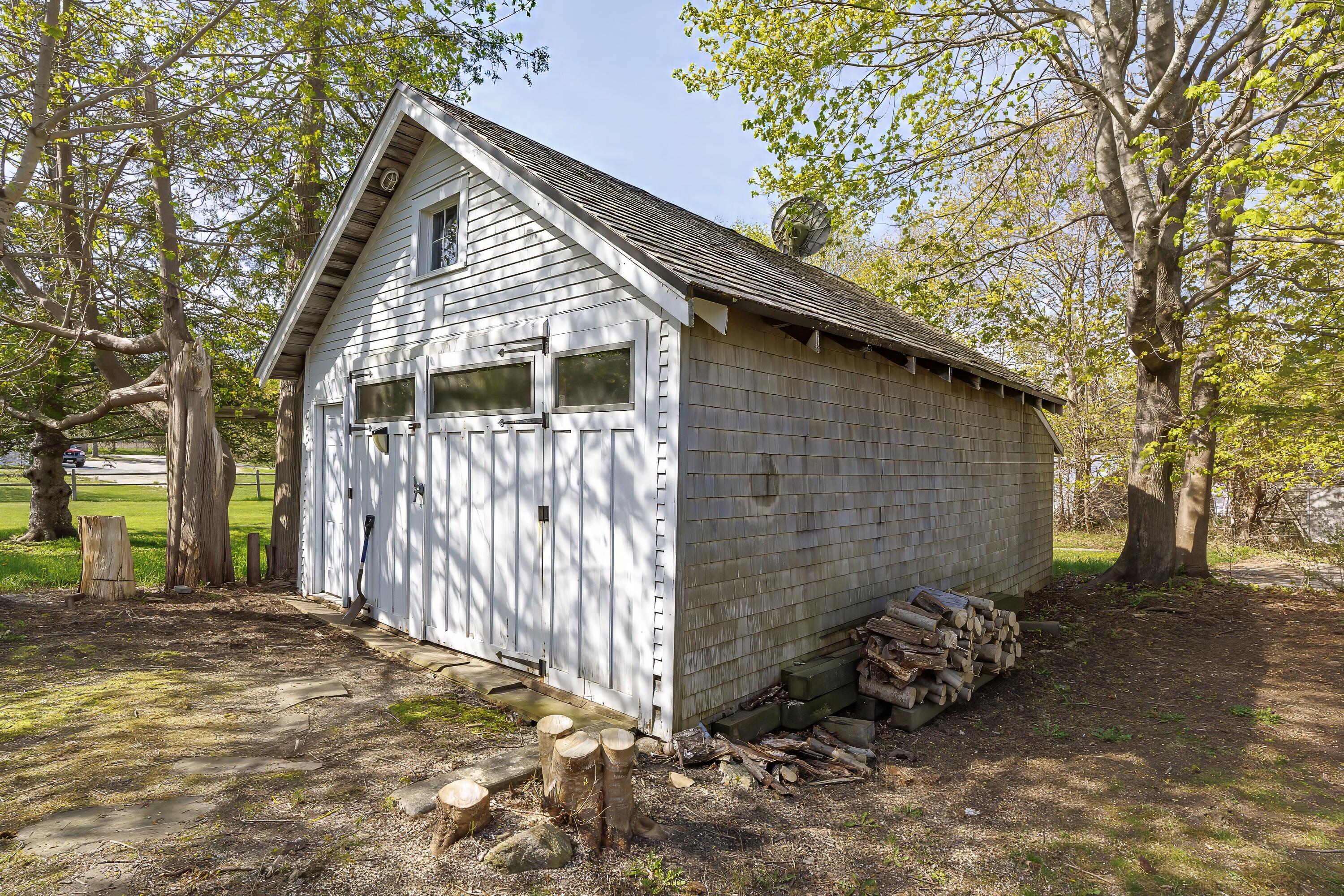 19 Naskeag Point Road Brooklin ME 04616