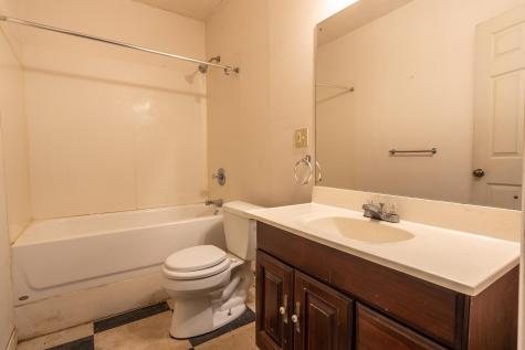 25 Hansons Wood Road Monmouth ME 04265