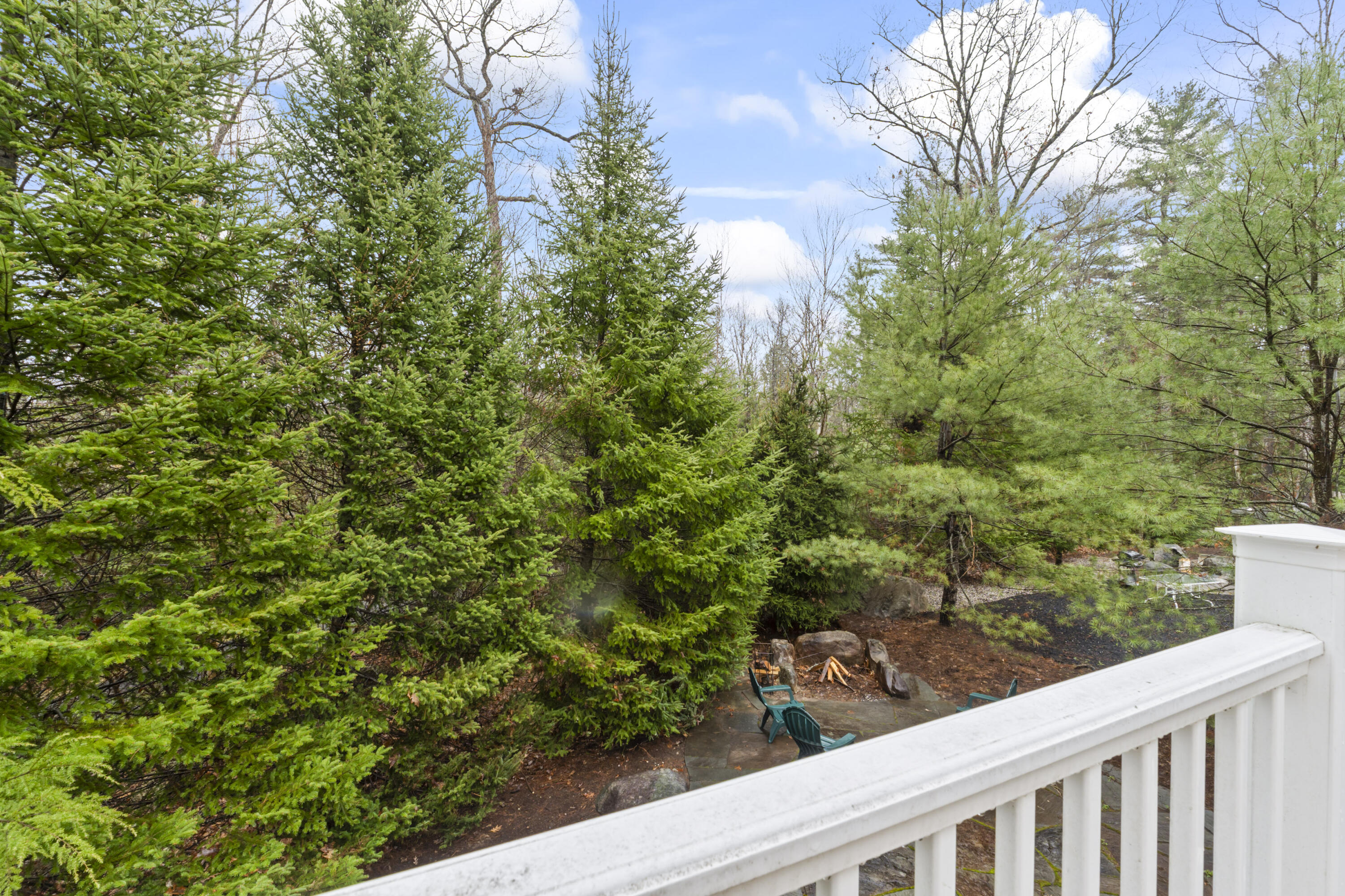 1307 Deer Run Casco ME 04015