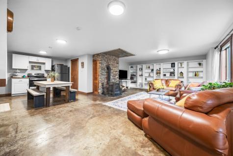 69 Laffin Road Frankfort ME 04438