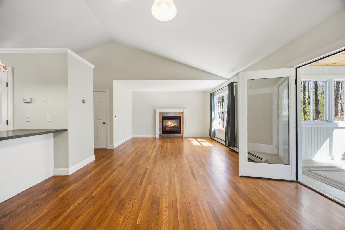 33 Ambrose Circle Gray ME 04039