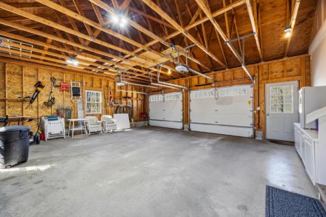33 Ambrose Circle Gray ME 04039