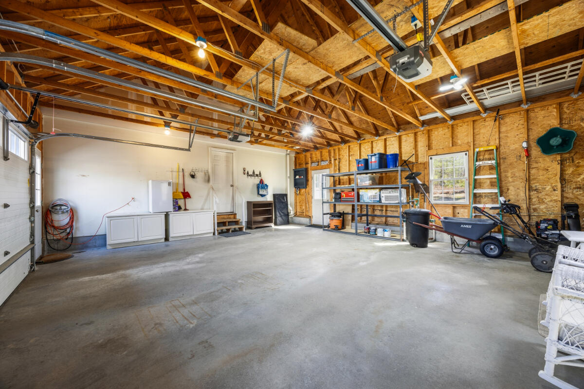 33 Ambrose Circle Gray ME 04039