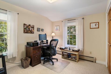 12 Richard Road Gorham ME 04038