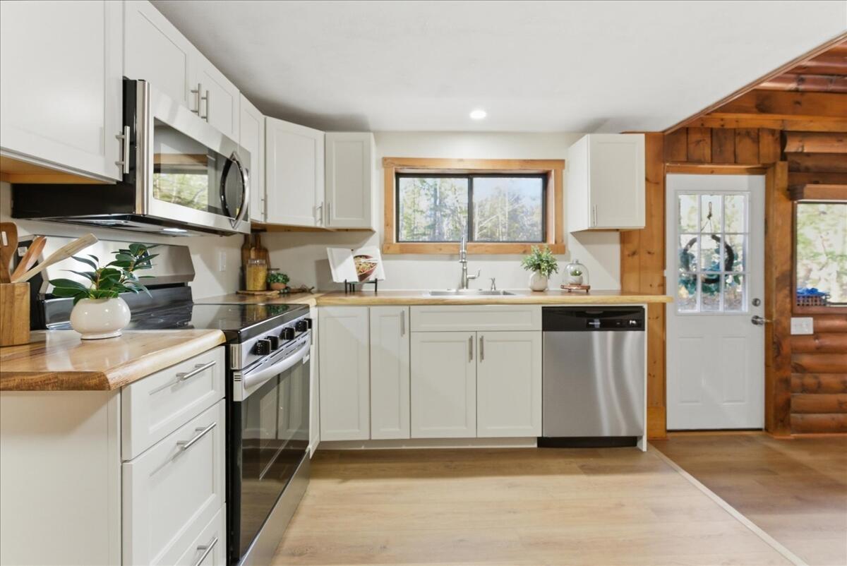161 Grandview Road Limerick ME 04048