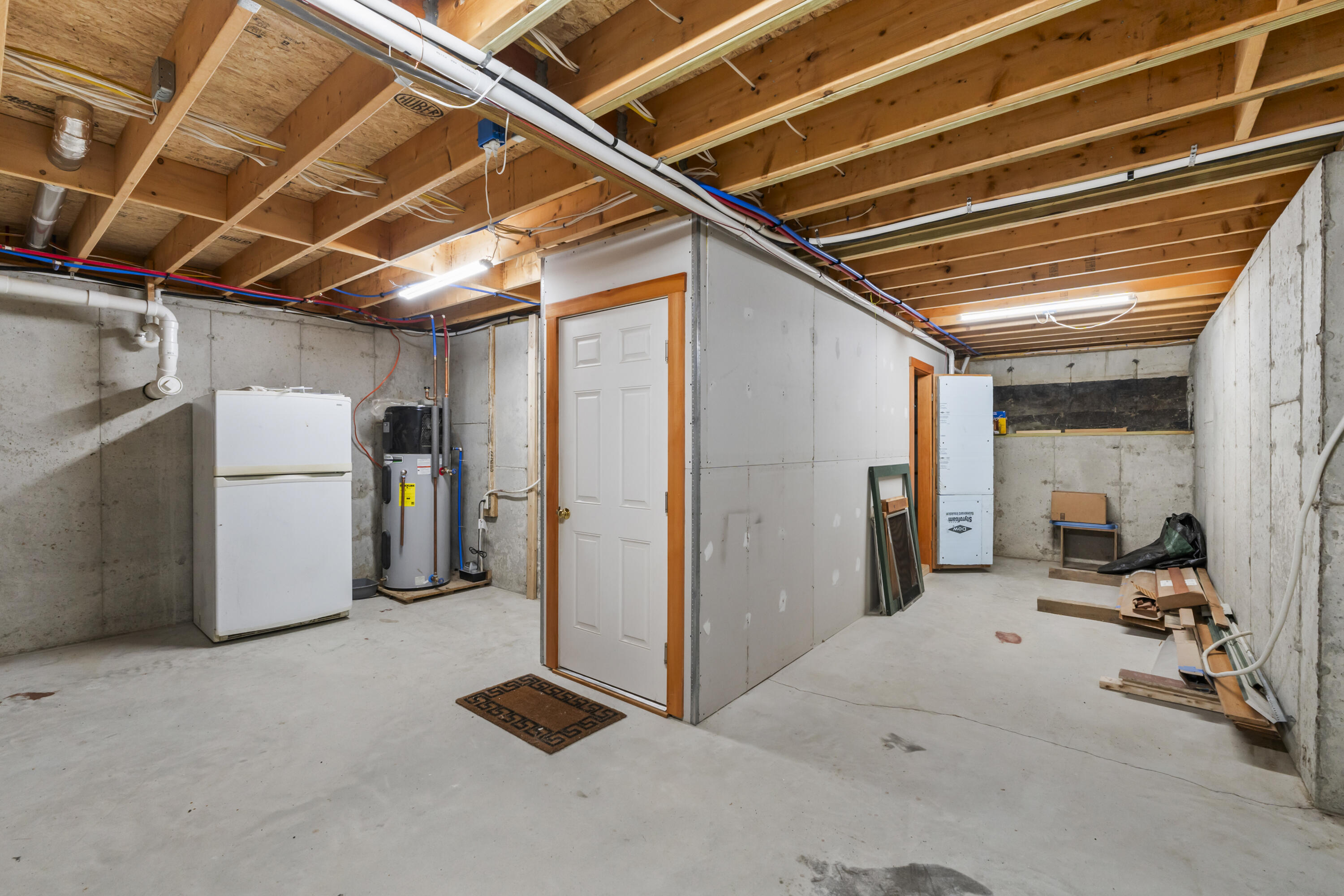 101 Butter Point Waldoboro ME 04572