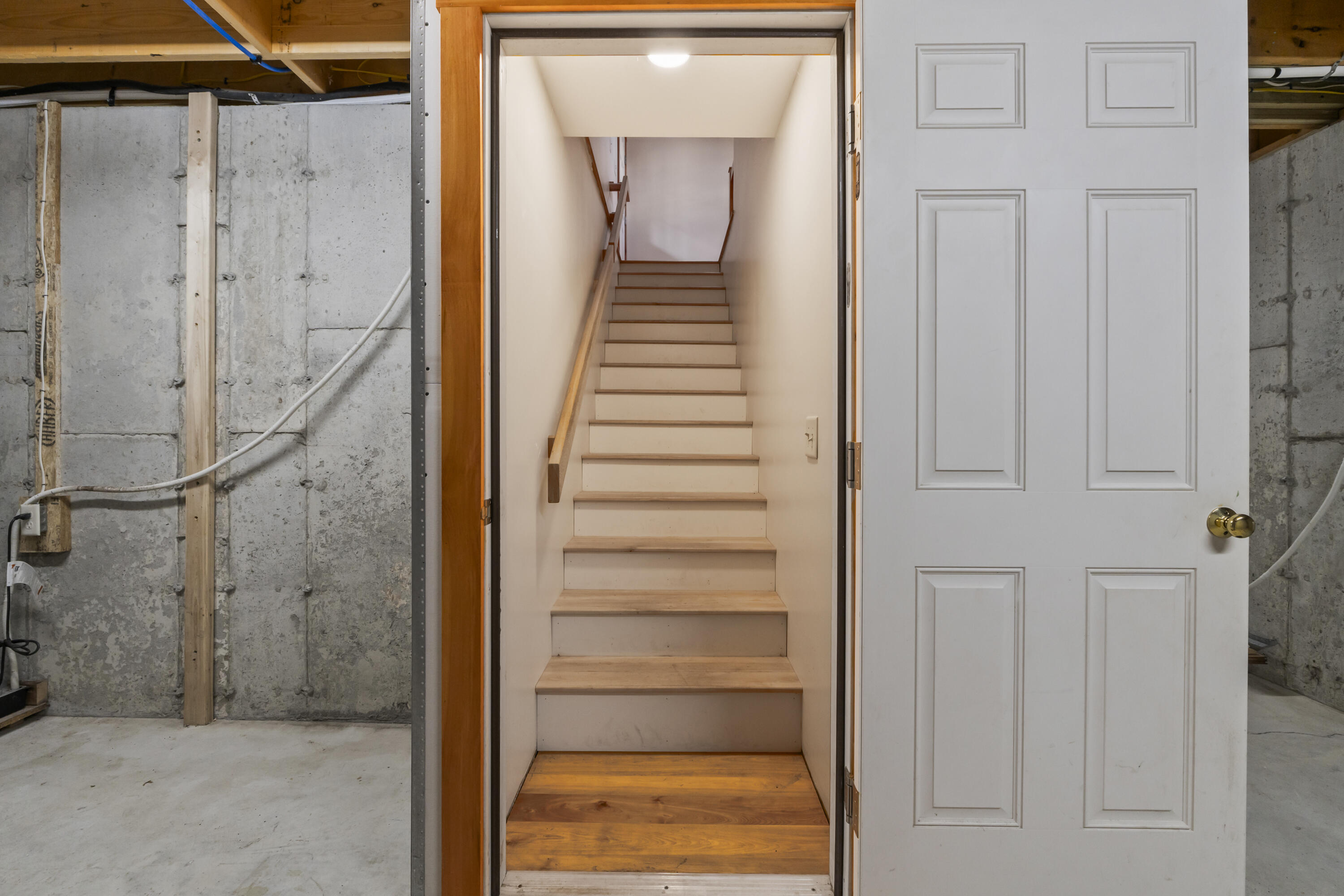 101 Butter Point Waldoboro ME 04572