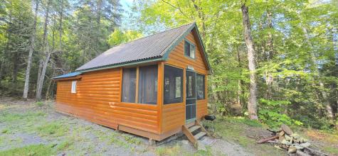 9 Jerry's Road Masardis ME 04732