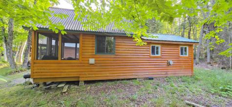 9 Jerry's Road Masardis ME 04732