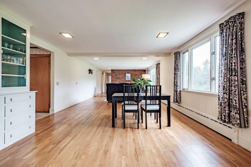 69 Falmouth Road Falmouth ME 04105