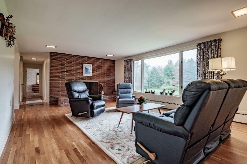 69 Falmouth Road Falmouth ME 04105