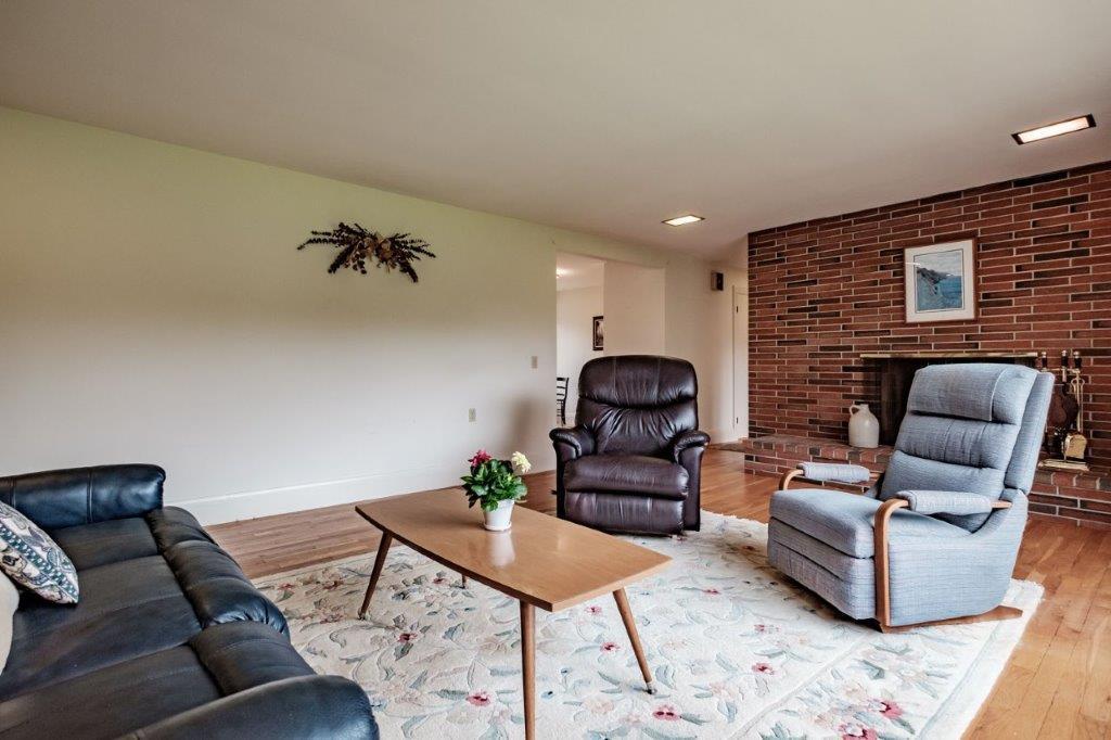 69 Falmouth Road Falmouth ME 04105