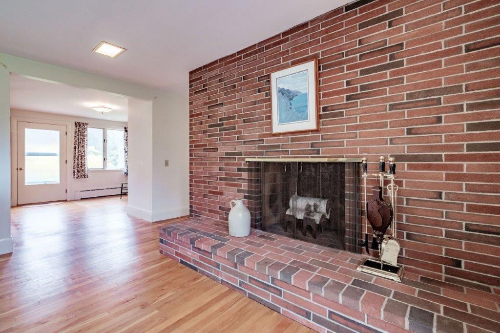 69 Falmouth Road Falmouth ME 04105