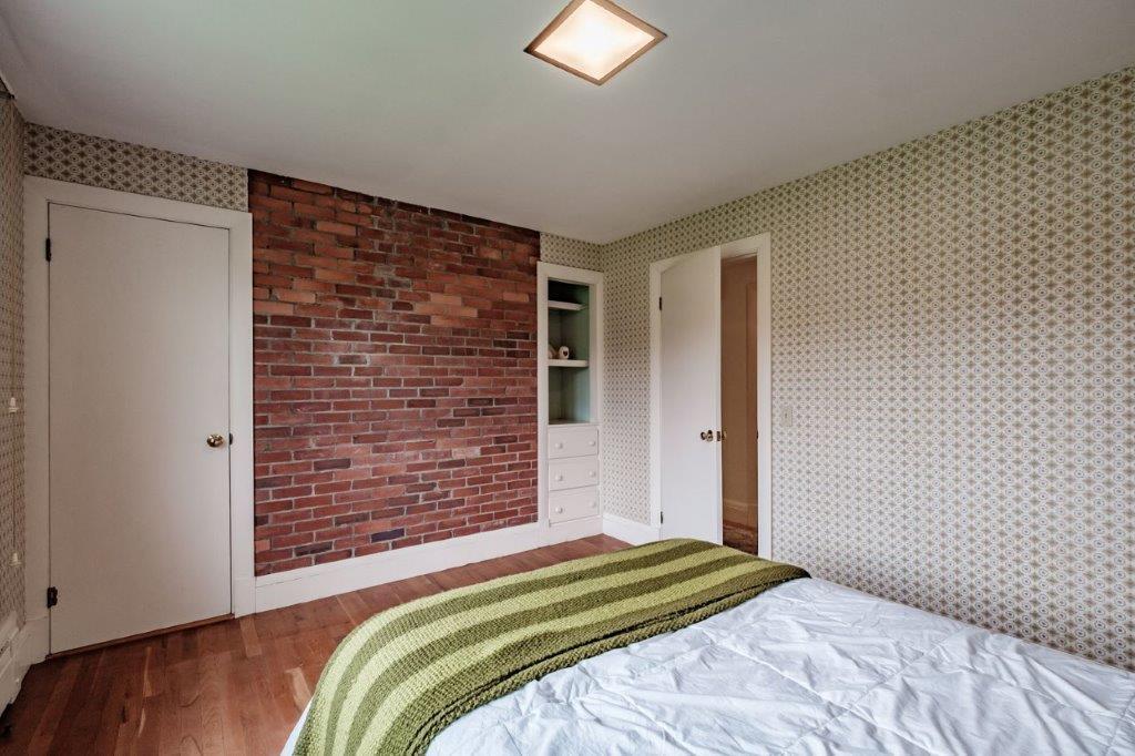 69 Falmouth Road Falmouth ME 04105