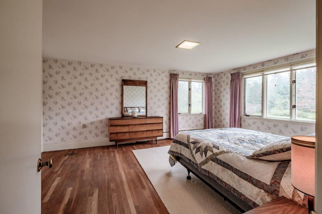 69 Falmouth Road Falmouth ME 04105