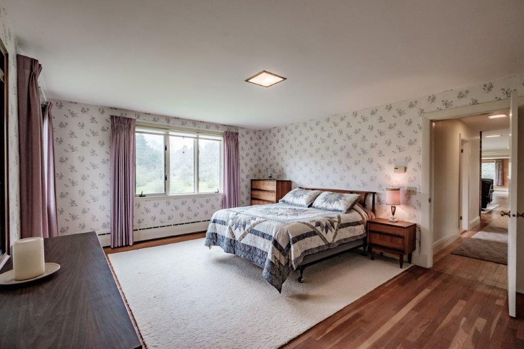 69 Falmouth Road Falmouth ME 04105