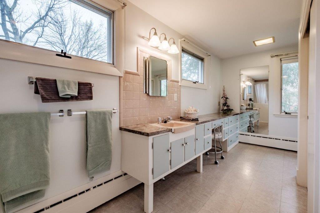 69 Falmouth Road Falmouth ME 04105