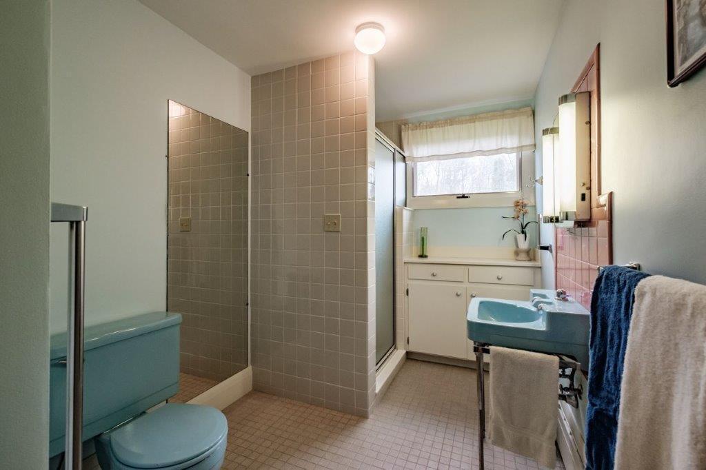 69 Falmouth Road Falmouth ME 04105