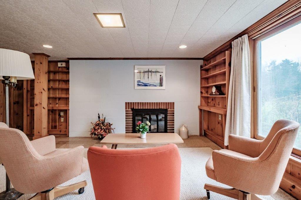 69 Falmouth Road Falmouth ME 04105