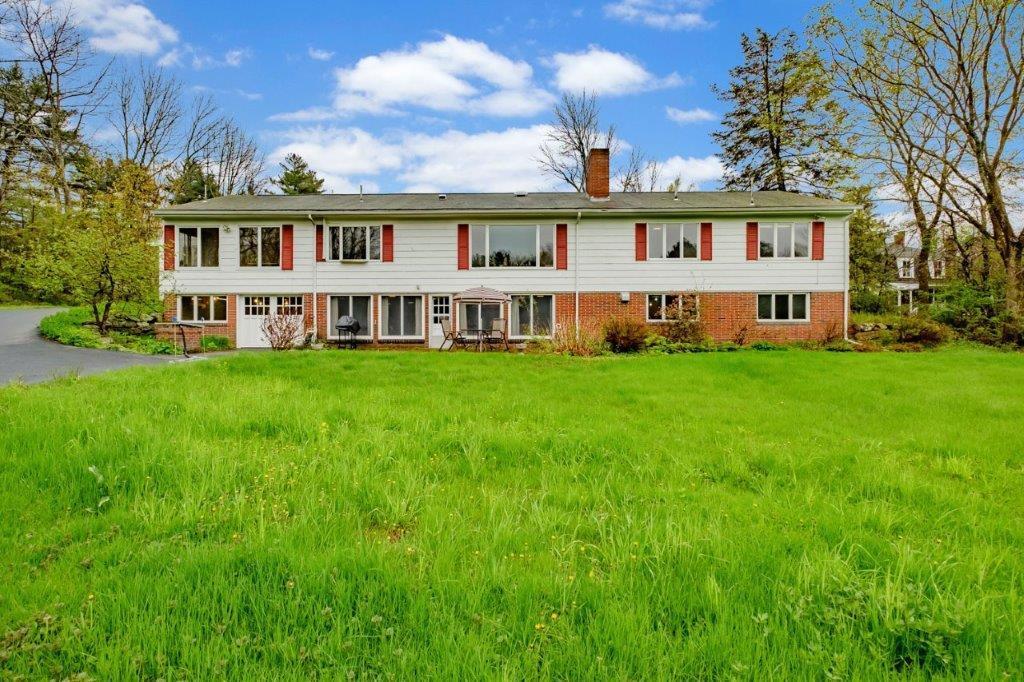 69 Falmouth Road Falmouth ME 04105