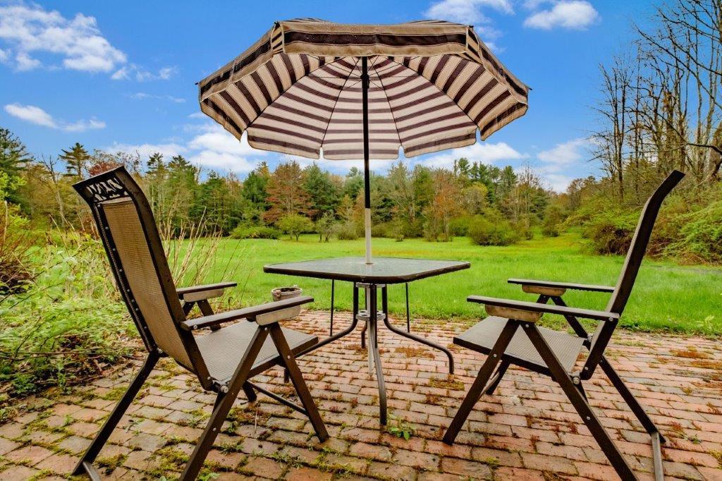 69 Falmouth Road Falmouth ME 04105