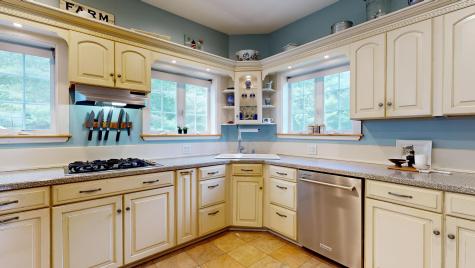 76 Heritage Lane Union ME 04862