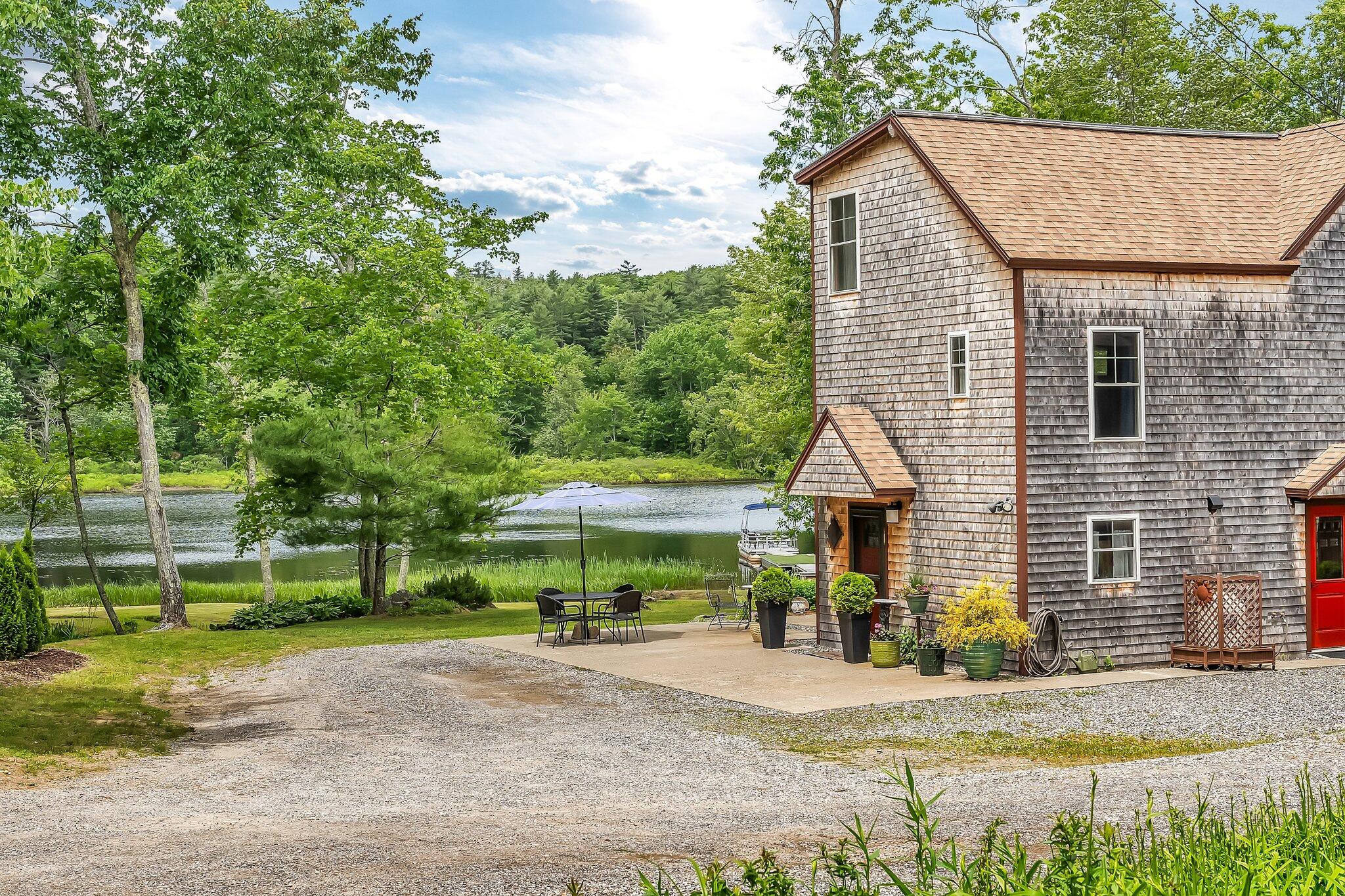 84 Dewmar Lane Union ME 04862