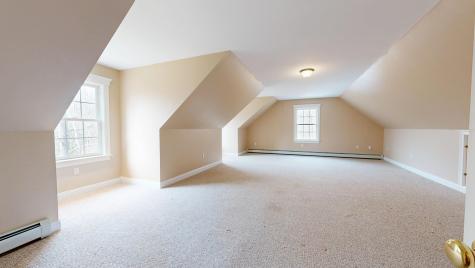 25 Lake Grove Lane Auburn ME 04210