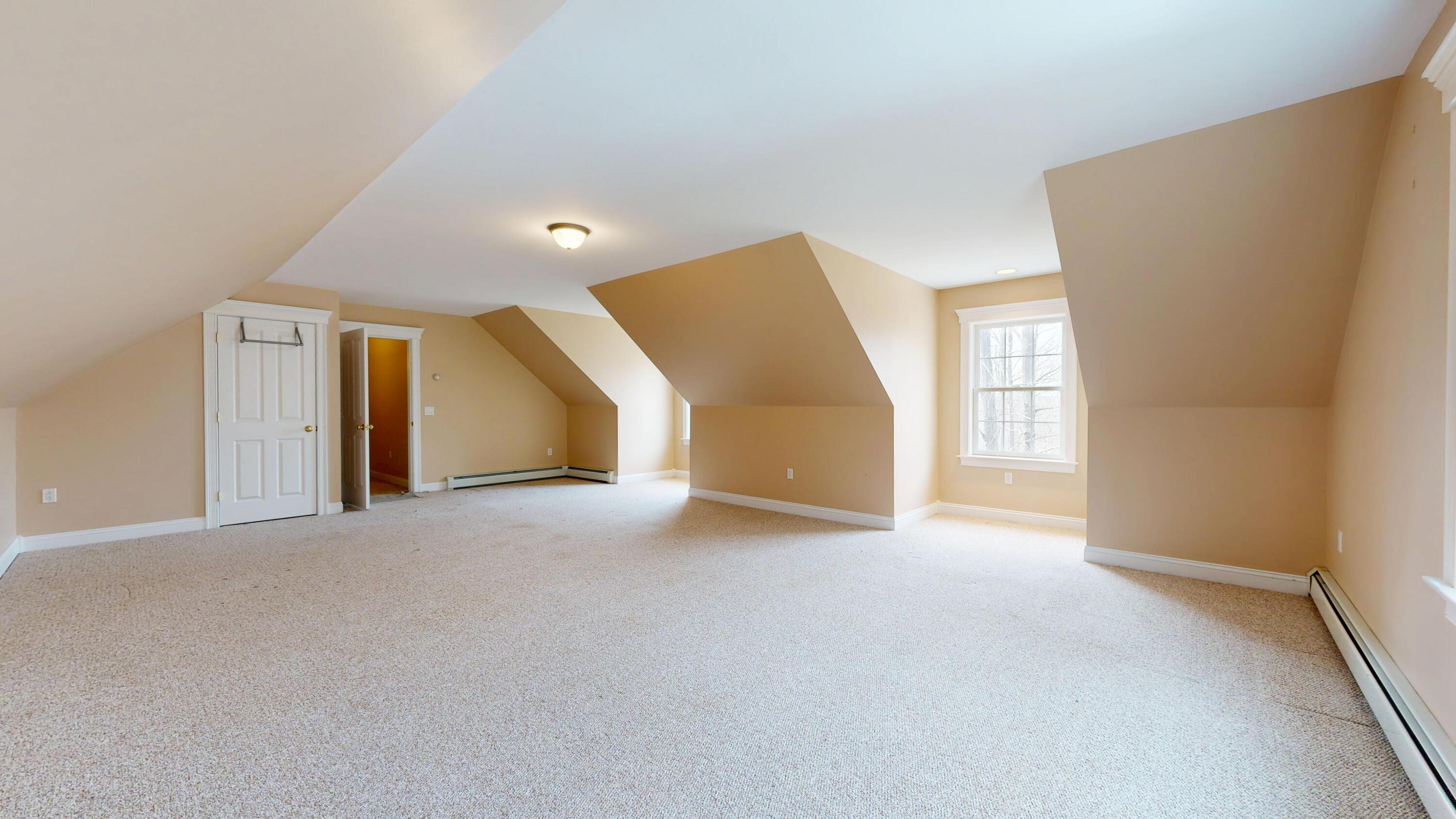 25 Lake Grove Lane Auburn ME 04210